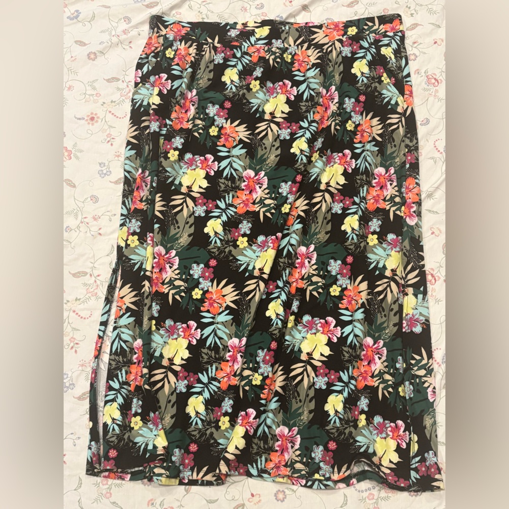 Terra & Sky Multicolor Floral Skirt